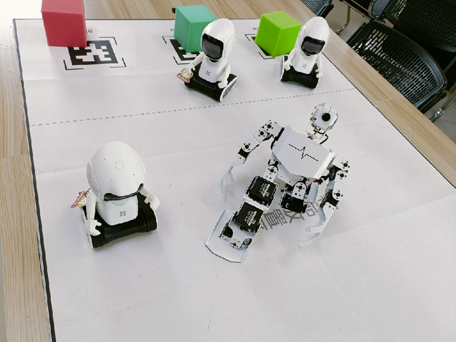 江蘇宿遷八維學校機器人教育的創新高地引領智能科技新潮流